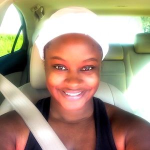 Meet your Posher, Julena